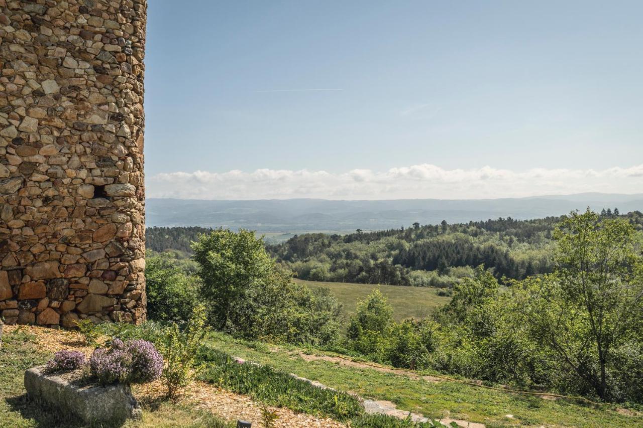 Le Donjon De La Reine Margot Bed & Breakfast Beaumont  Екстериор снимка