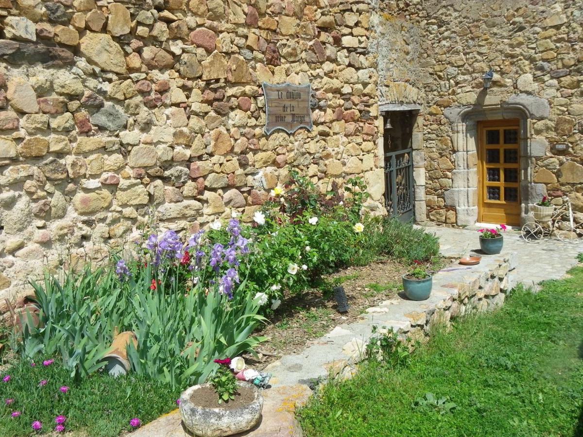 Le Donjon De La Reine Margot Bed & Breakfast Beaumont  Екстериор снимка